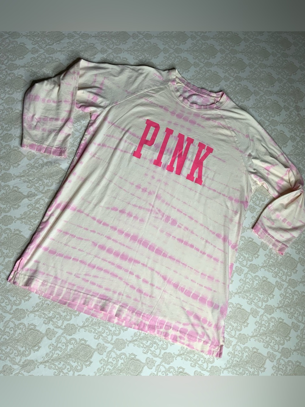 Victoria’s Secret PINK Light Pink Tie Dye Campus Baseball Tee small oversized